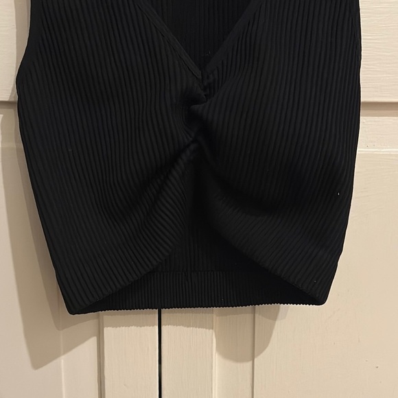 Aerie Black Ribbed V-Neck Top - Picture 4 of 8